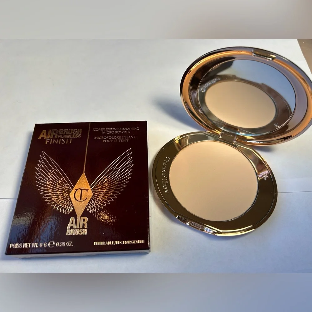 NWT🌷#2 - Charlotte Tilbury’s Airbrush Flawless Finish Blurring & Setting Powder